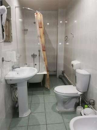 Гостиница Круиз Пермь Двухместный номер с двумя односпальными кроватями-10