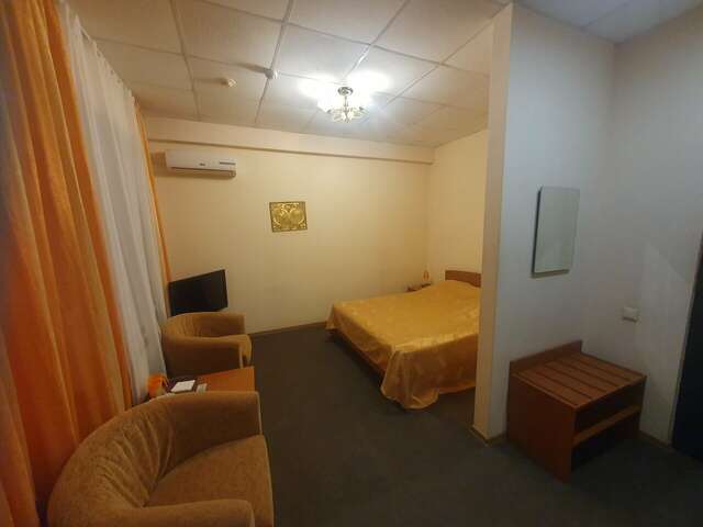 Гостиница Круиз Пермь-215